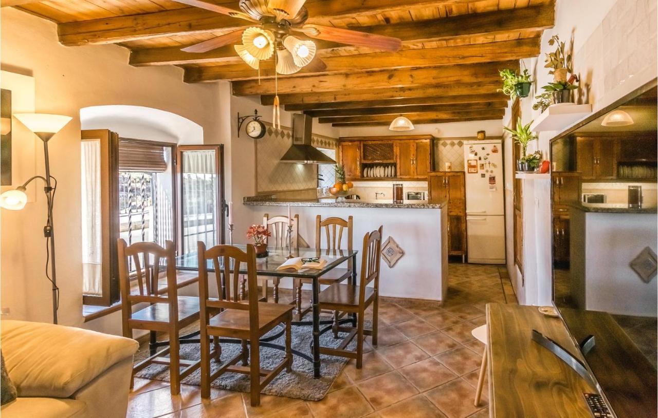 Pet Friendly Home In Hornachuelos With Kitchen Ngoại thất bức ảnh