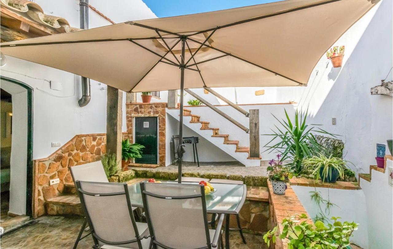Pet Friendly Home In Hornachuelos With Kitchen Ngoại thất bức ảnh