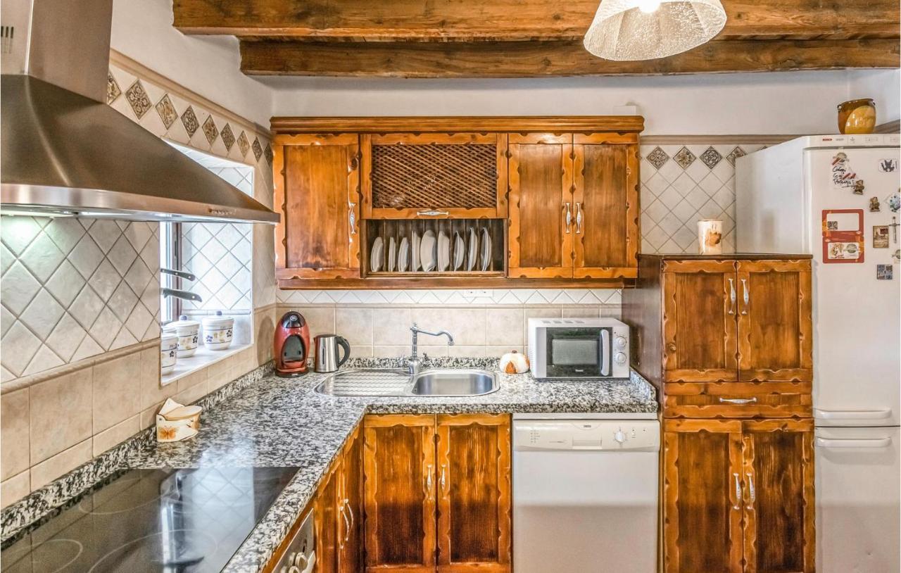 Pet Friendly Home In Hornachuelos With Kitchen Ngoại thất bức ảnh